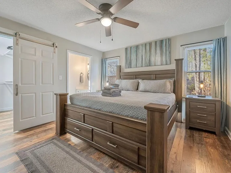 6908 Orchard Knoll Dr — Photo 22