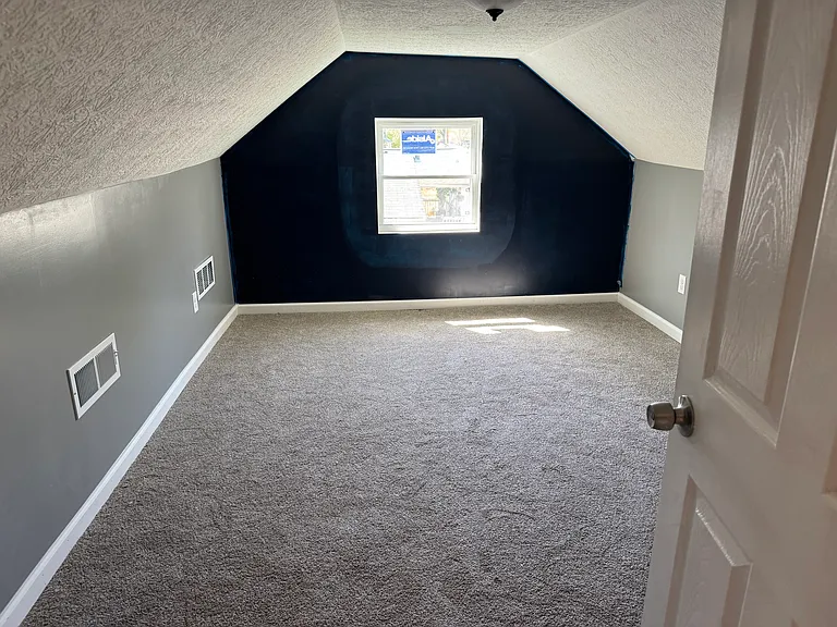 853 Bellevue Ave — Photo 16