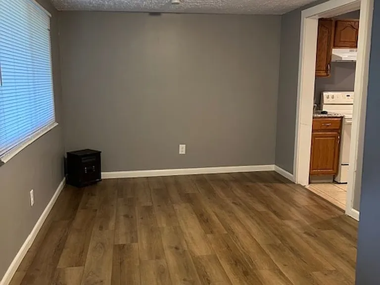 111 N Smithville Rd — Photo 16