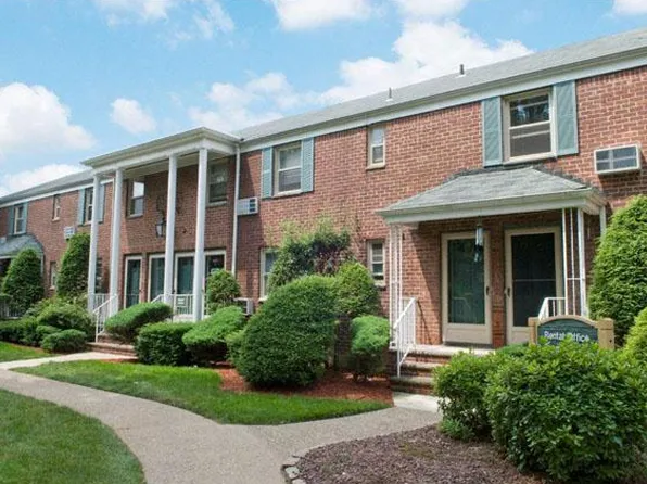 16-62 Chandler Dr #16-62, Fair Lawn, NJ 07410