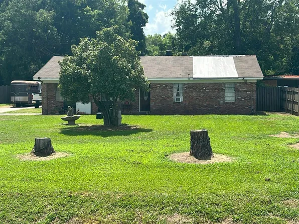 2279 Highway 1 S, Greenville, MS 38701