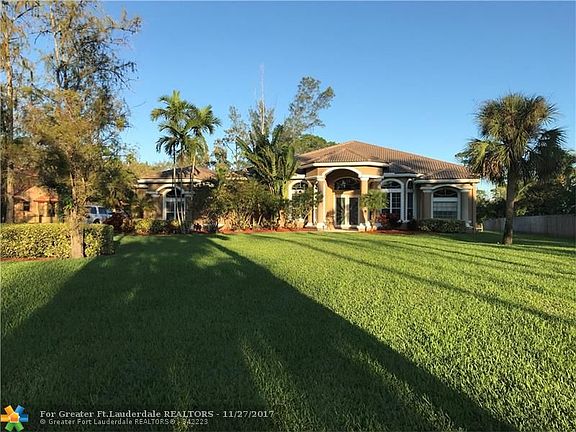 2nd image of 5780 NW 72nd Way