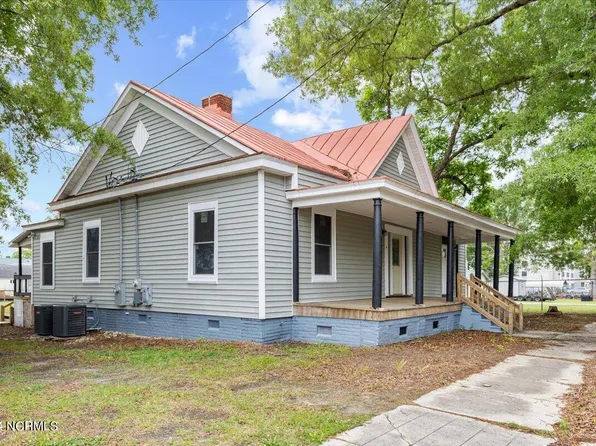 215 E Peyton Avenue, Kinston, NC 28501