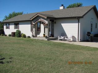 2143 N 30th Rd, Ottawa, IL 61350