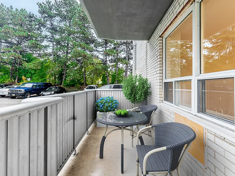707 Finch Ave W — Photo 11