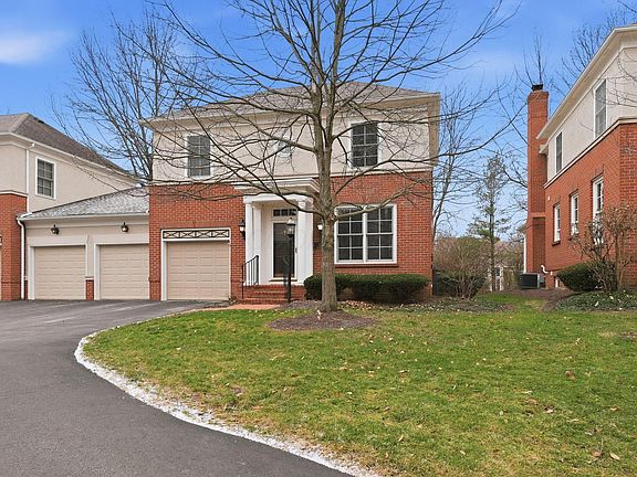 2nd image of 1359 White Oak Ln