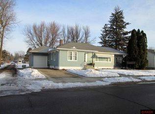 715 10th Ave N, Saint James, MN 56081