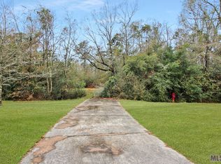 1328 S River Rd, Denham Springs, LA 70726