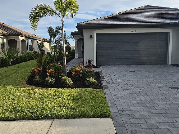 2nd image of 14026 Pine Lodge Ln