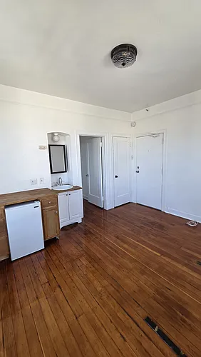Floor plan Private Restroom with Kitchen