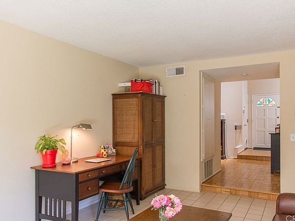 5th image of 4411 Stoneyglen Ct