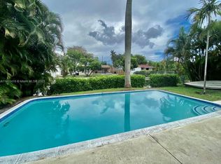 3035 Hayes St, Hollywood, FL 33021