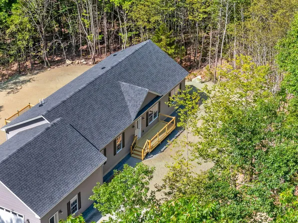 14 Manhattan Way, Ellsworth, ME 04605