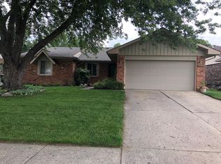 45222 N Spring Dr, Canton, MI 48187