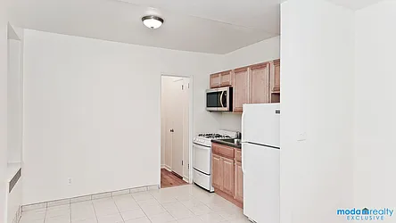 Rented by Moda Realty