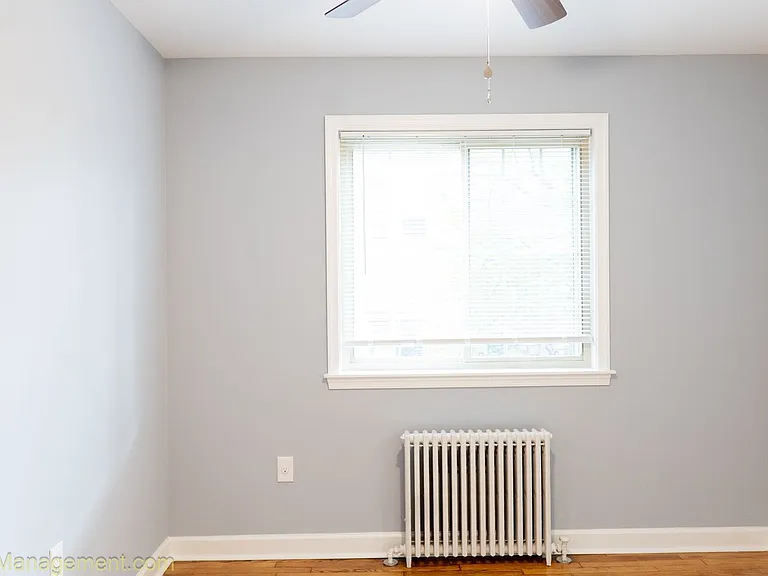 8712 Plymouth St — Photo 14