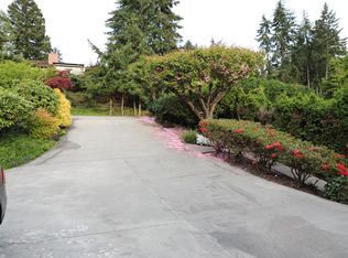 2325 86th Ave NE, Bellevue, WA 98004