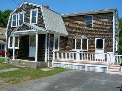 12 Railroad Ave, Rowley, MA, 01969