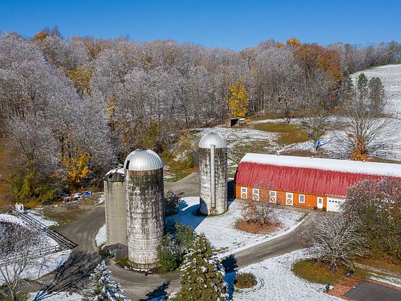 04_1168 Hunns Lake Rd - Nov2020 - PBbestof.jpg