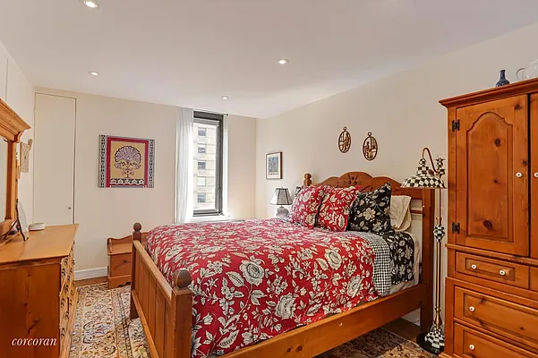 Rented by Corcoran | media 13