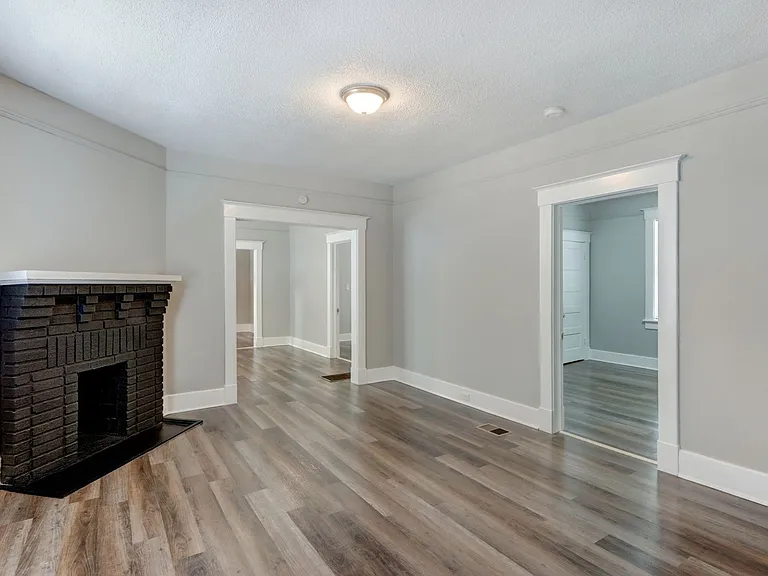 1009 East 33rd Street — Photo 2