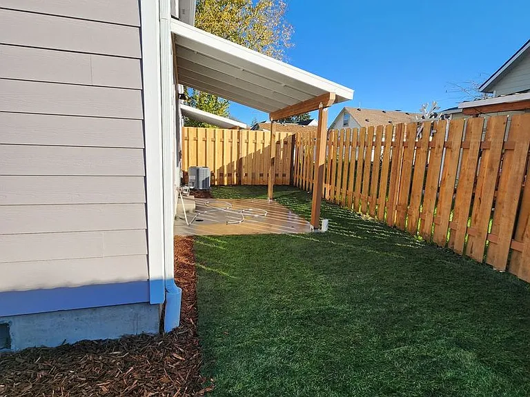 6th Ave SE Duplex — Photo 32