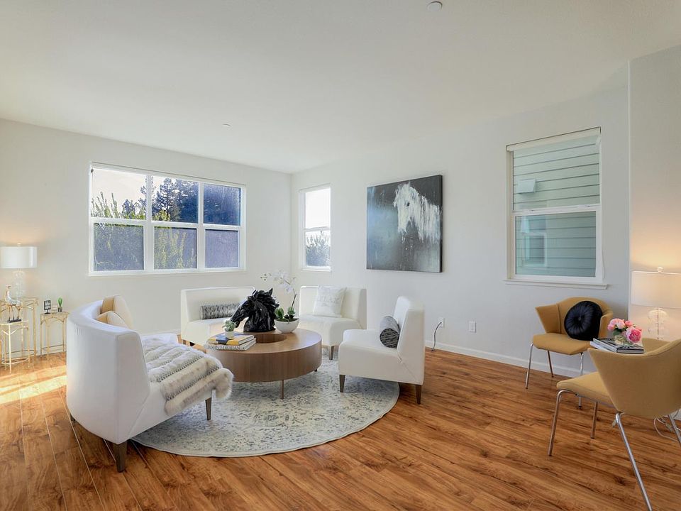 1st image of 1787 Lucretia Ave