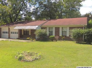 907 McGaugh St SE, Hartselle, AL 35640