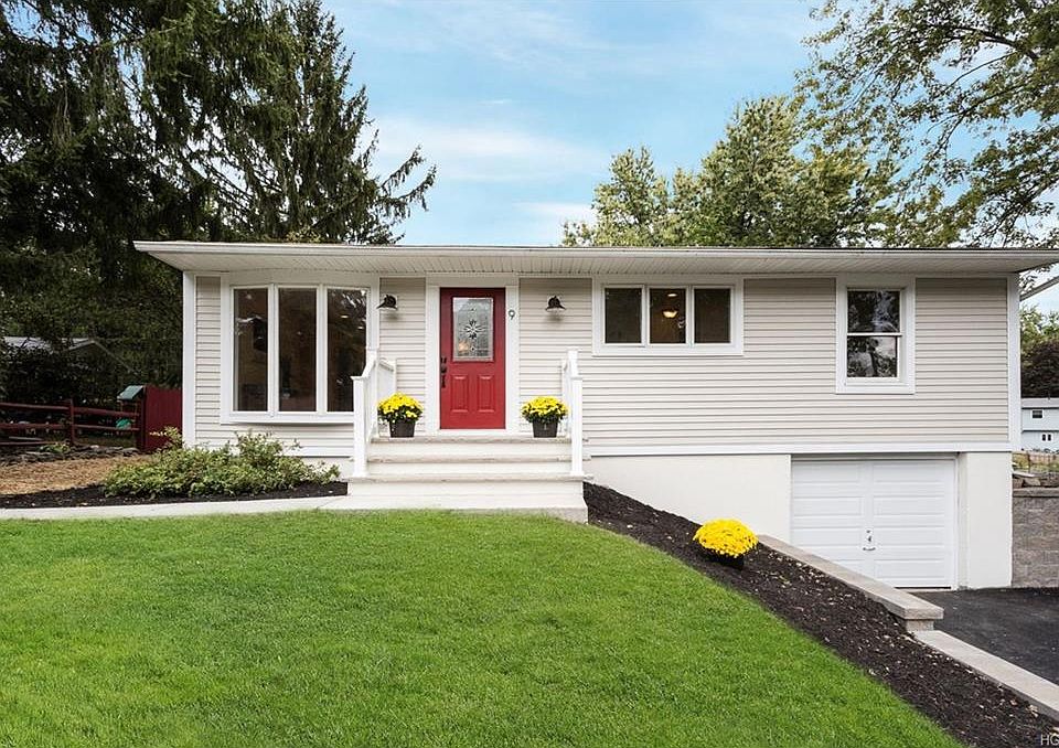 1st image of 9 Seward Dr