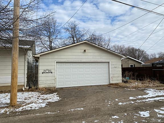 2nd image of 1207 Osborne St
