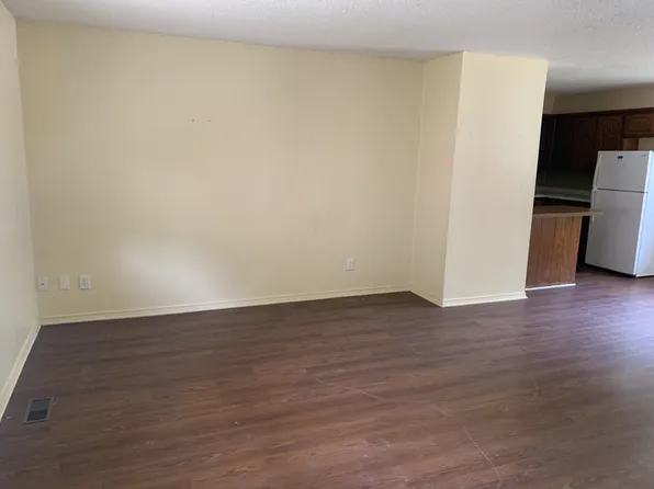 525 H St NE, Miami, OK