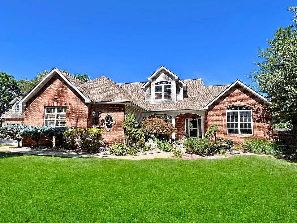 1st image of 109 Emerald Hills Dr