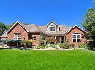 109 Emerald Hills Dr, Edwardsville, IL 62025