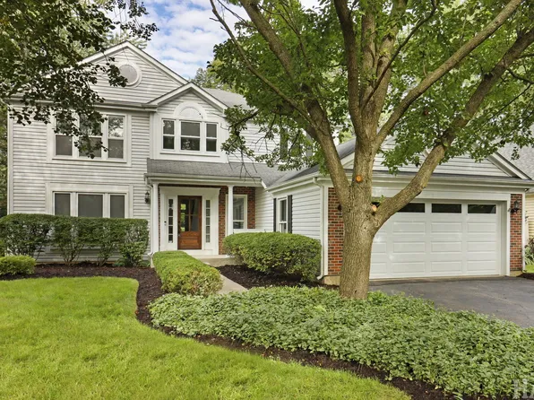72 Julie Ln, Vernon Hills, IL 60061