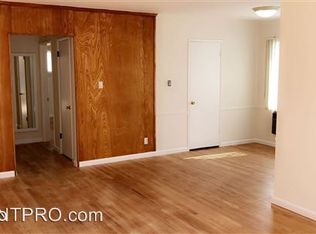 438 S Oakhurst Dr APT 4, Beverly Hills, CA 90212