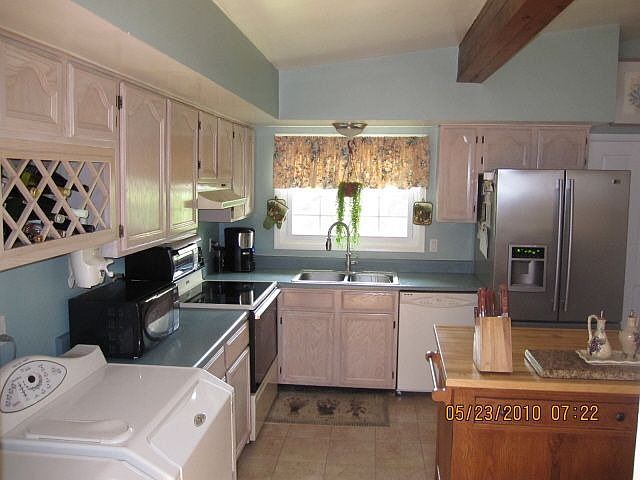 2nd image of 10 McKinley Dr
