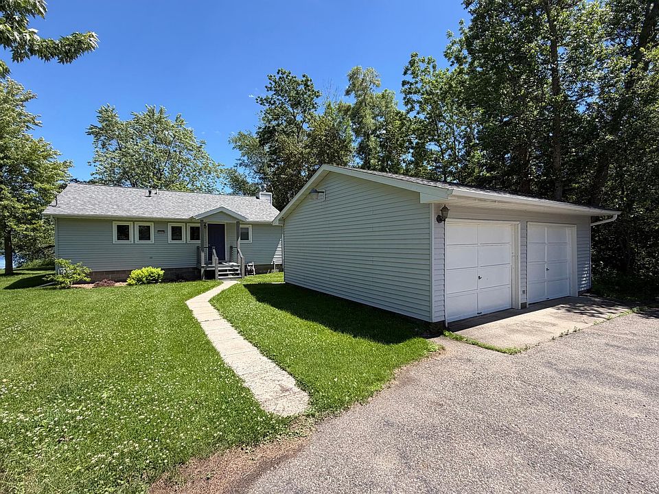 1st image of 6520 Birchmont Dr NE