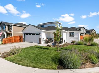 728 Sheffield Dr, Eagle Point, OR 97524