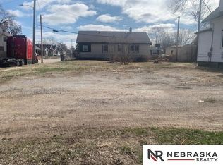 3829 Florence Blvd, Omaha, NE 68110