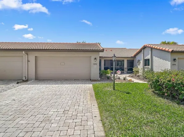 892 Country Club Cir #50, Venice, FL 34293