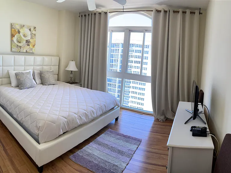 2080 S Ocean Dr #8 — Photo 21