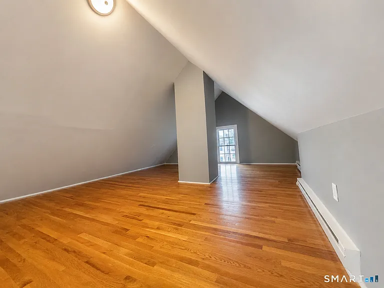 205B Laurel St — Photo 21