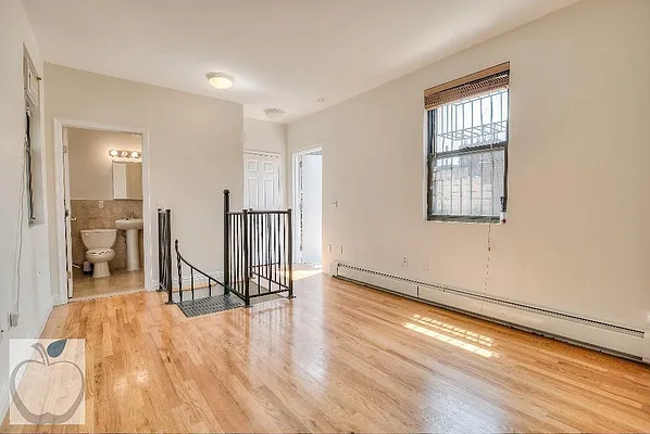 Rented by HOME RESIDENTIAL LLC | media 29