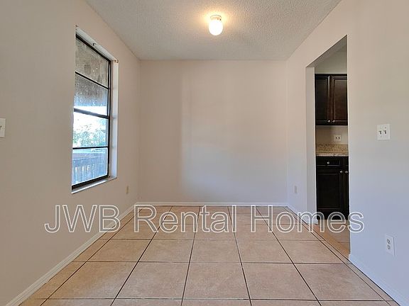 4th image of 478 Bentwood Ln Unit D