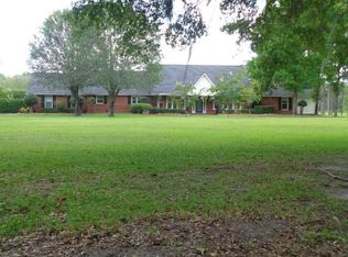 5420 Hughes Ln, Hahira, GA 31632