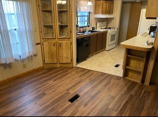 17407 Bluffton Rd, Yoder, IN 46798