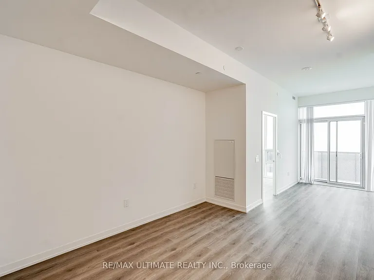 138 Downes St #5908 — Photo 9