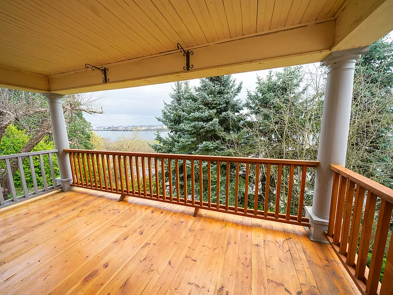 covered porch