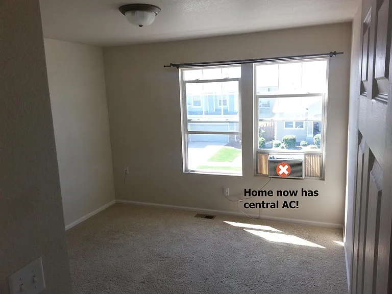 Southeast bedroom upstairs