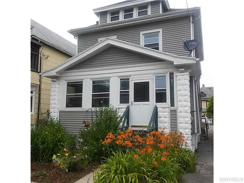 66 Macamley St photo 1